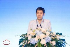 发者能够正在线完成开辟、调试、模仿运转、摆
